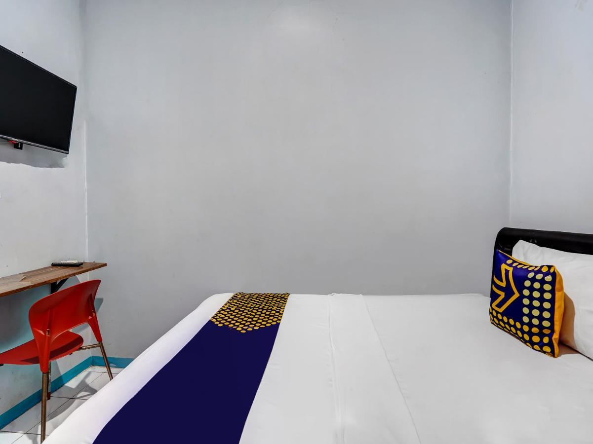 Spot On 90147 Gosepa Ambengan Plaza Hotell Surabaya Eksteriør bilde