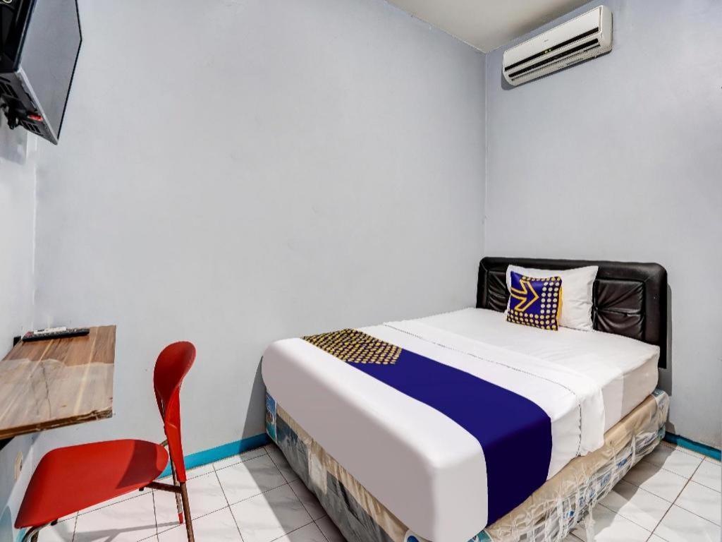 Spot On 90147 Gosepa Ambengan Plaza Hotell Surabaya Eksteriør bilde